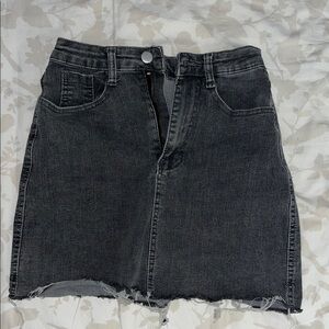 Stylish Black Denim Skirt